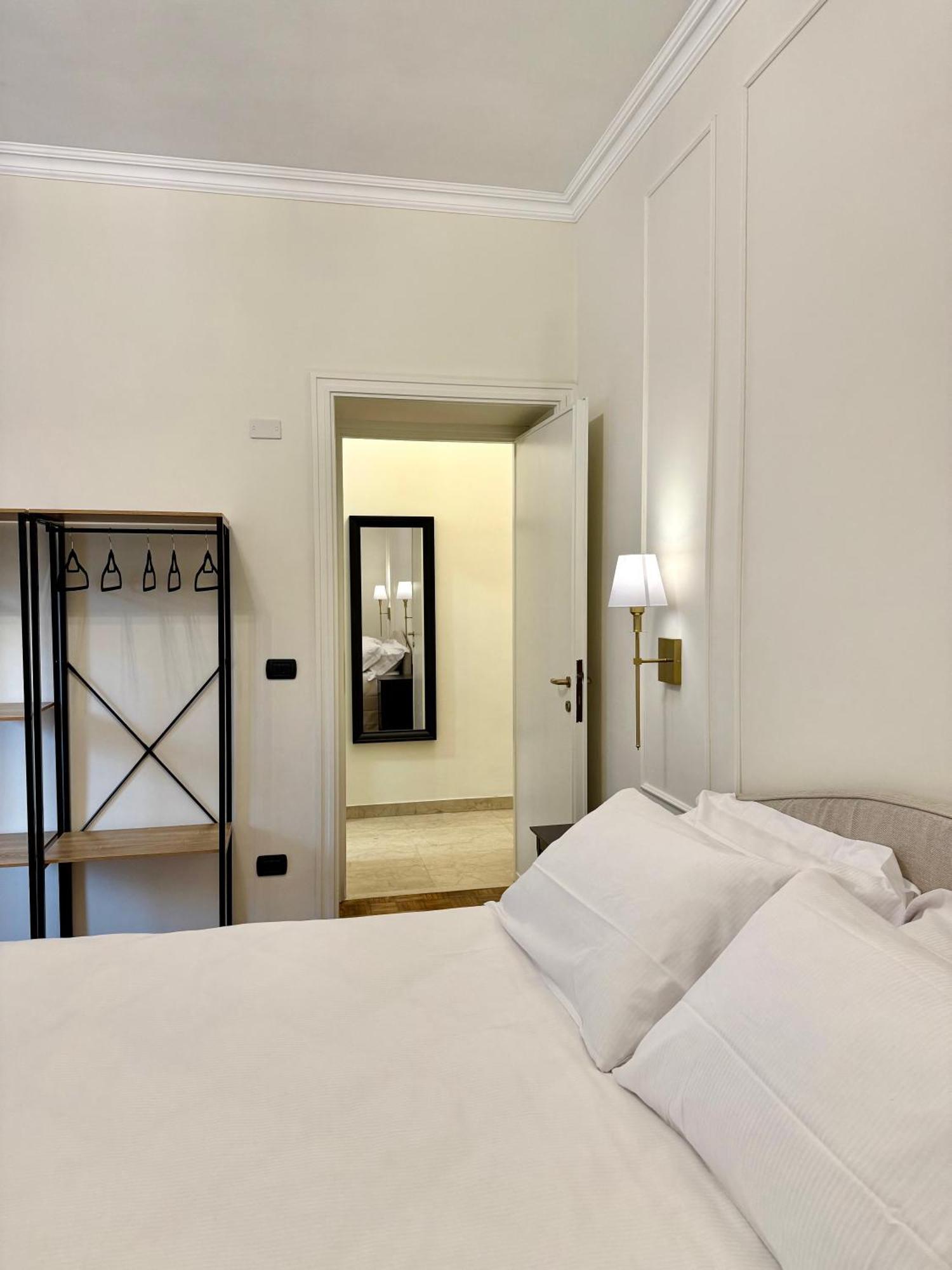 Sarhome Apartment Rom